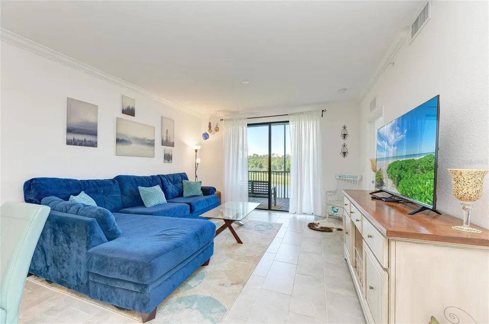 18114 GAWTHROP DRIVE #204 Bradenton, FL 34211