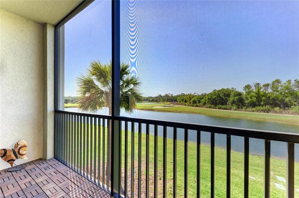 18114 GAWTHROP DRIVE #204 Bradenton, FL 34211