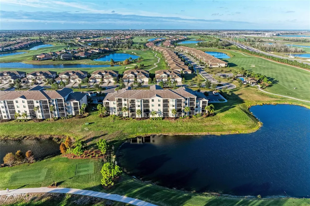 18114 GAWTHROP DRIVE #204 Bradenton, FL 34211