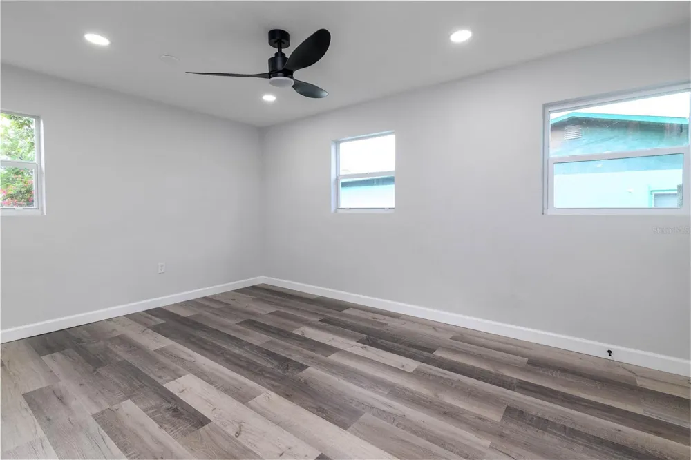 717 W WINIFRED STREET Avon Park, FL 33825