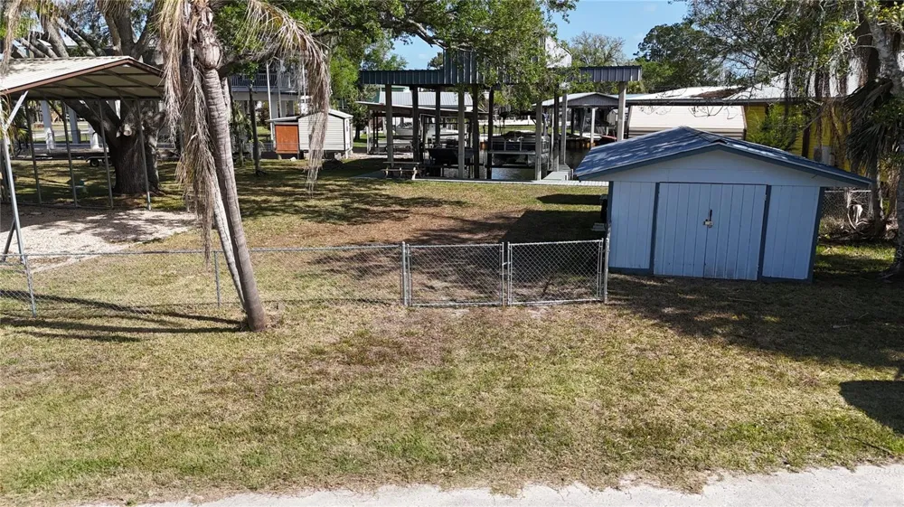 249 SE 228 STREET Suwannee, FL 32692