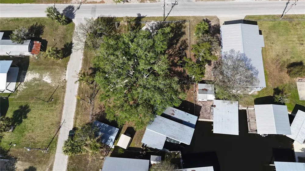 249 SE 228 STREET Suwannee, FL 32692