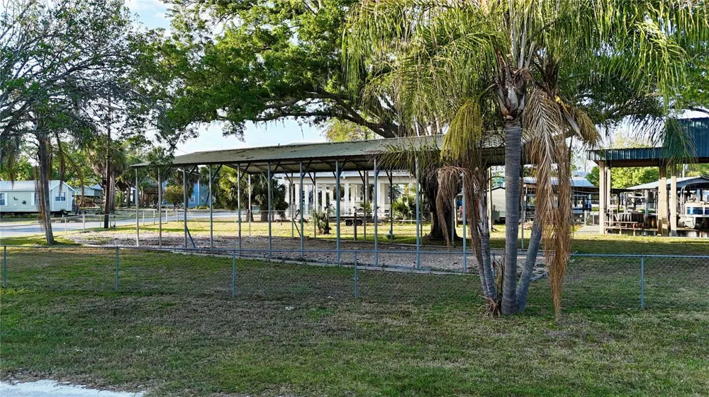 249 SE 228 STREET Suwannee, FL 32692