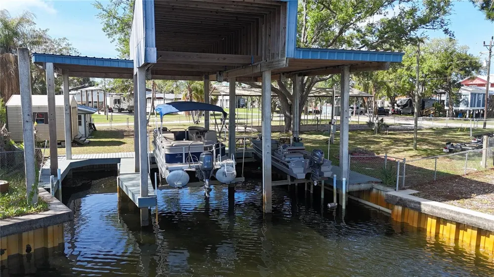 249 SE 228 STREET Suwannee, FL 32692