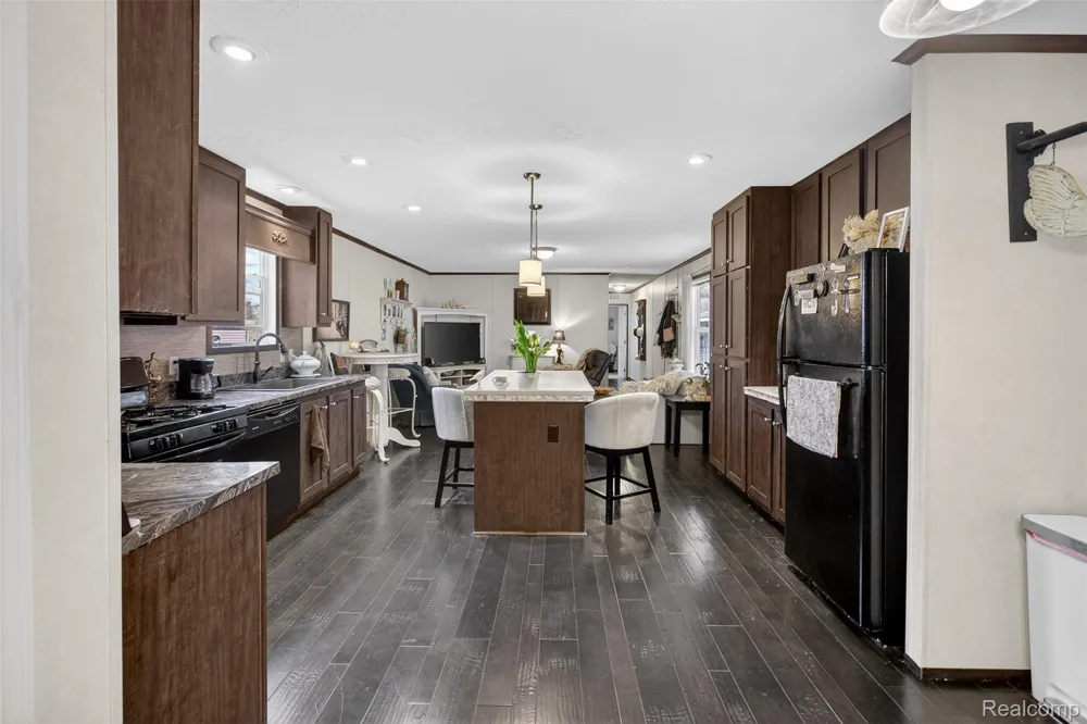 4567 Ashwood Kochville Township, MI 48603