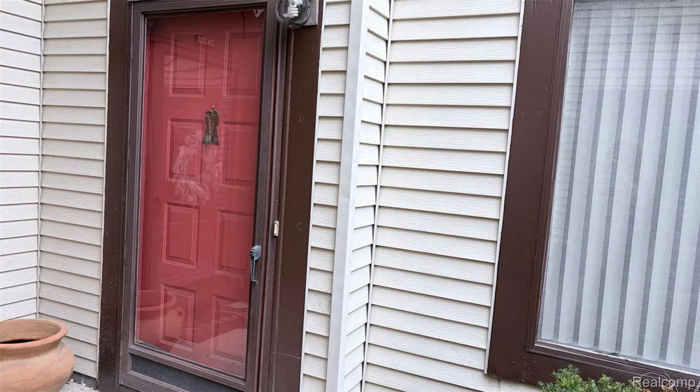 24219 Evergreen Road #39 Southfield City, MI 48075