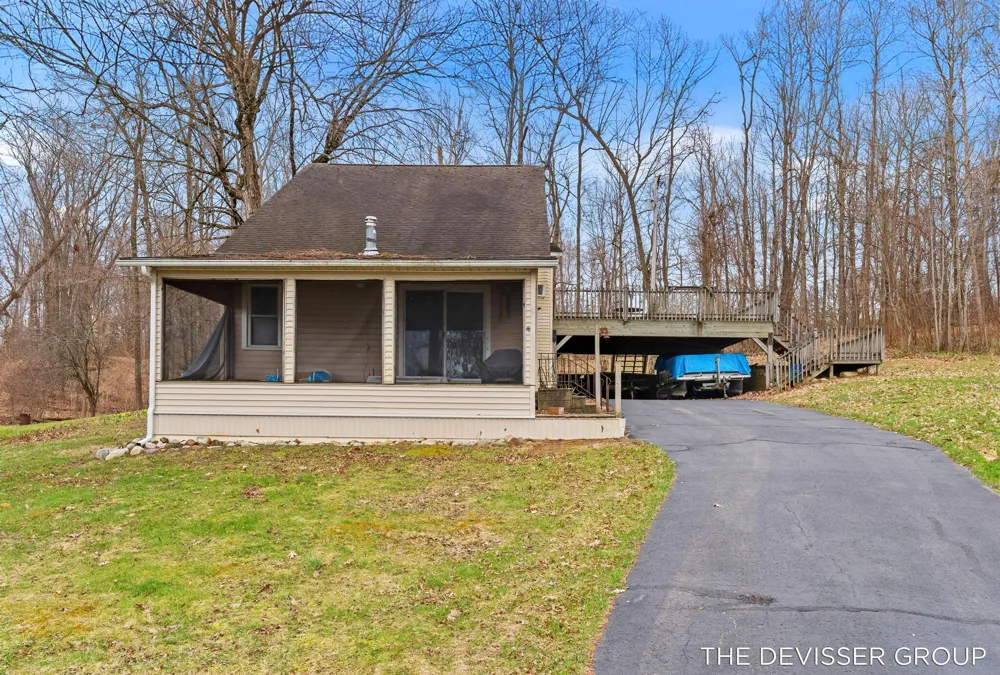 3136 Baseline Road Trowbridge Township, MI 49055
