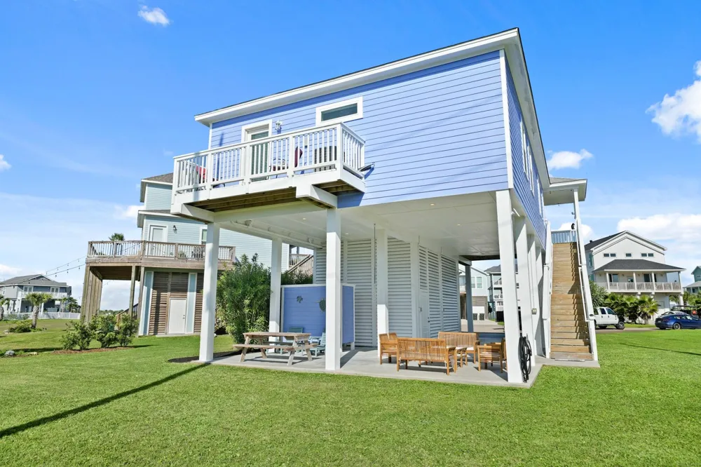 25011 San Simeon Court Galveston, TX 77554