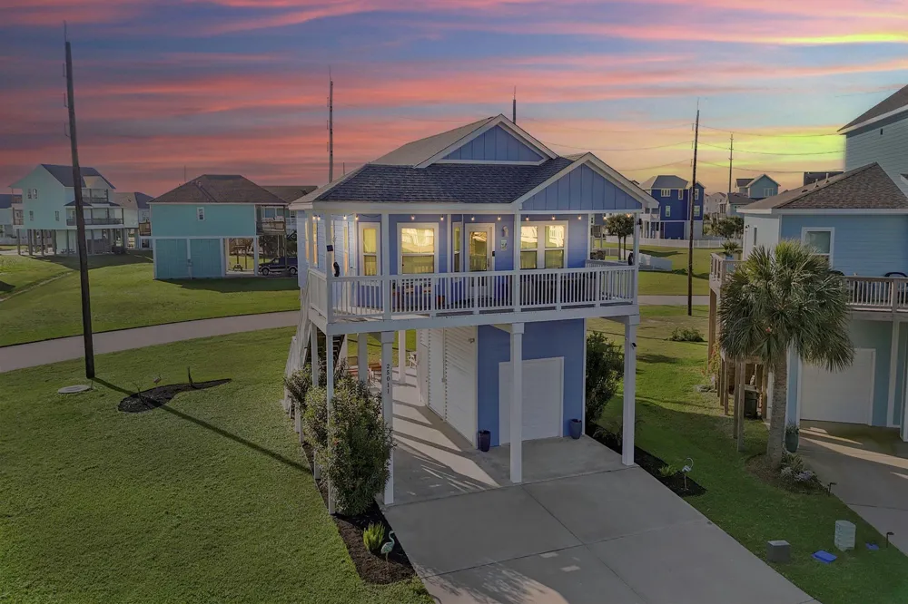 25011 San Simeon Court Galveston, TX 77554