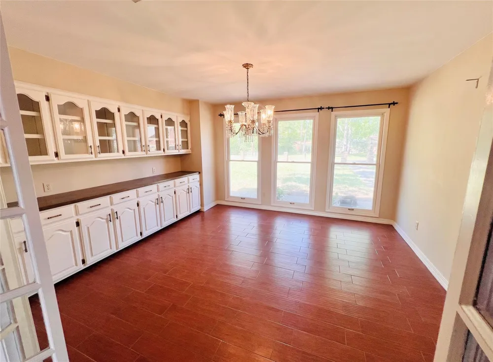 204 Primrose Lane Hemphill, TX 75948