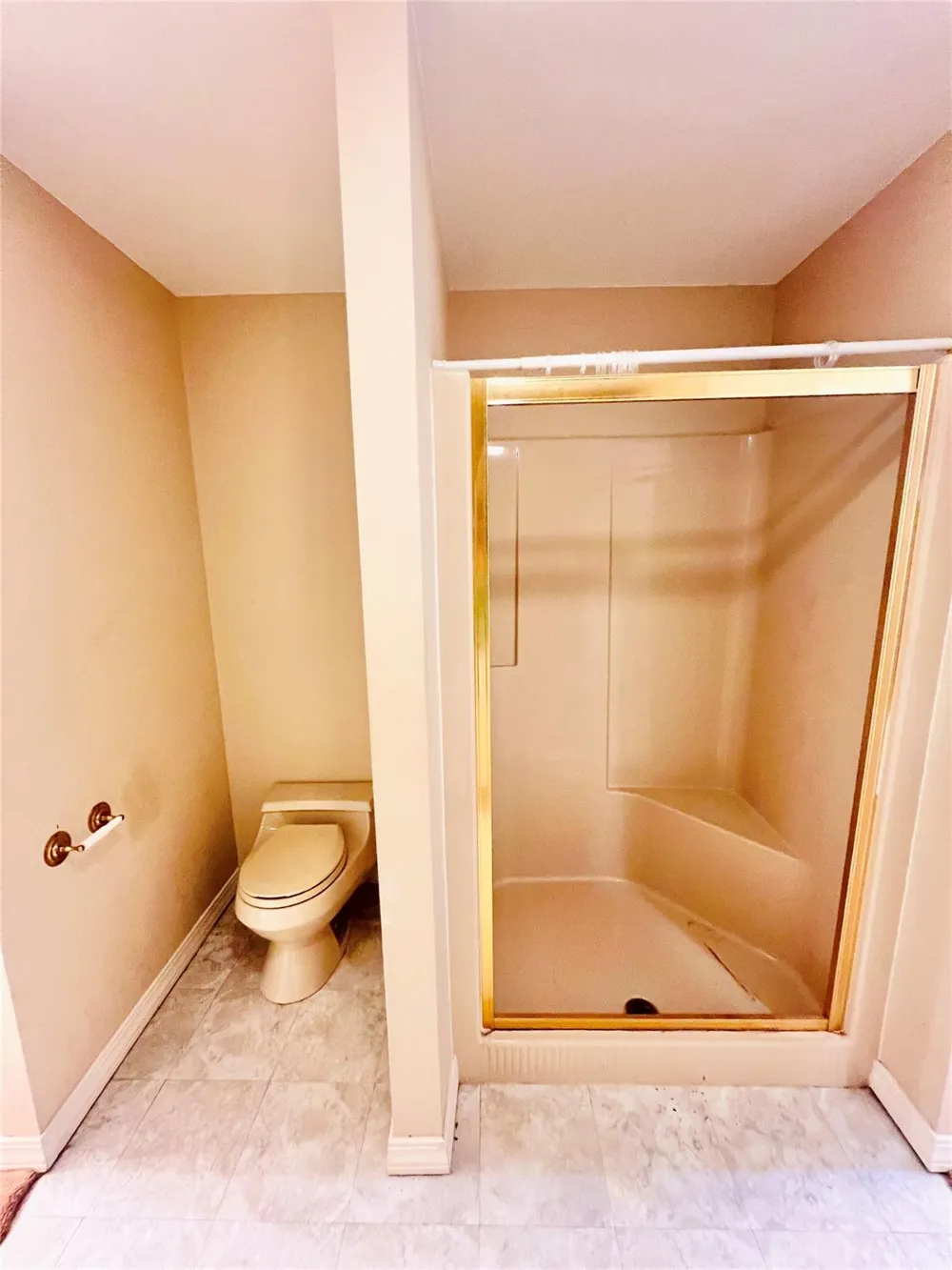 204 Primrose Lane Hemphill, TX 75948