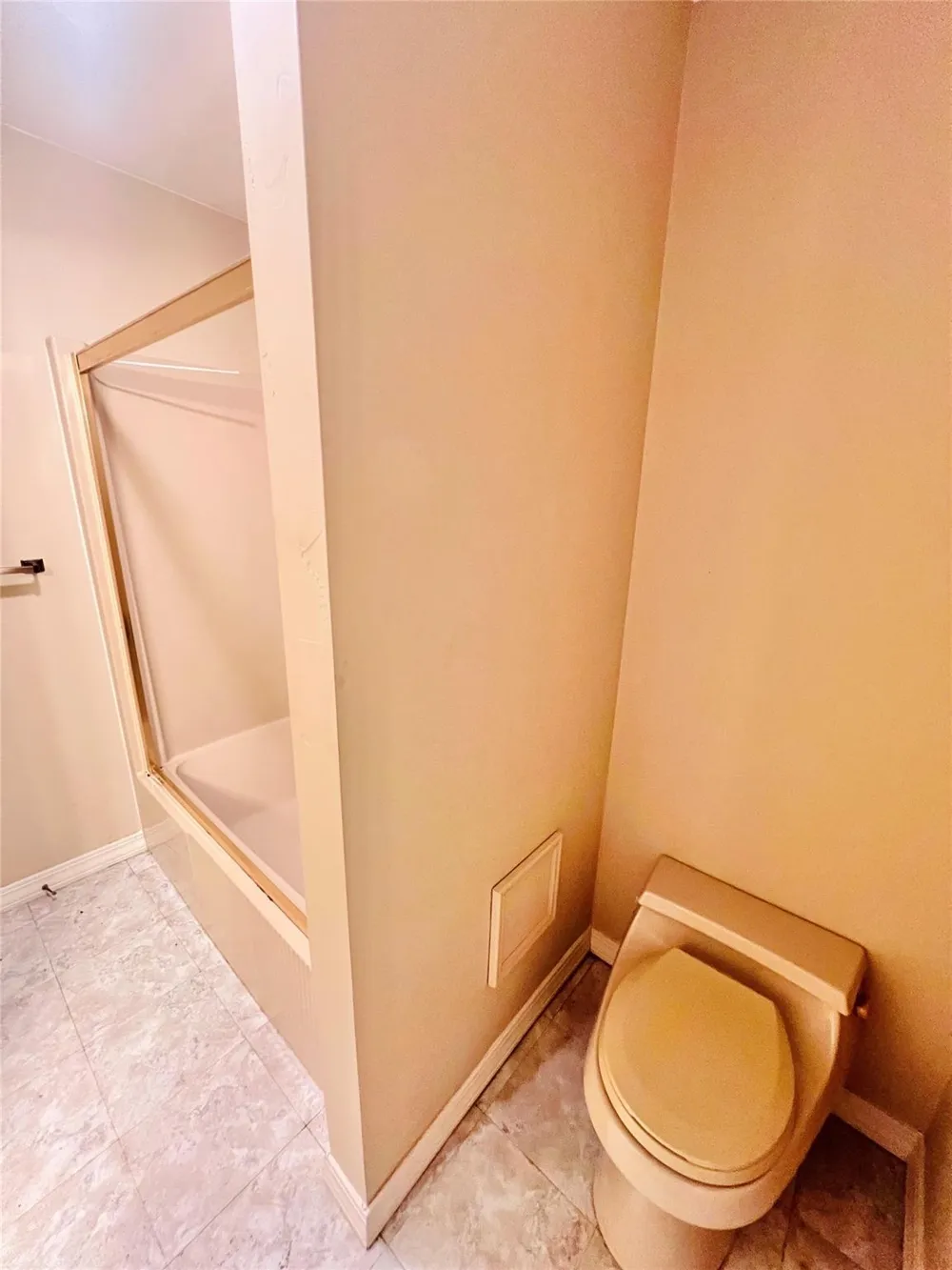 204 Primrose Lane Hemphill, TX 75948
