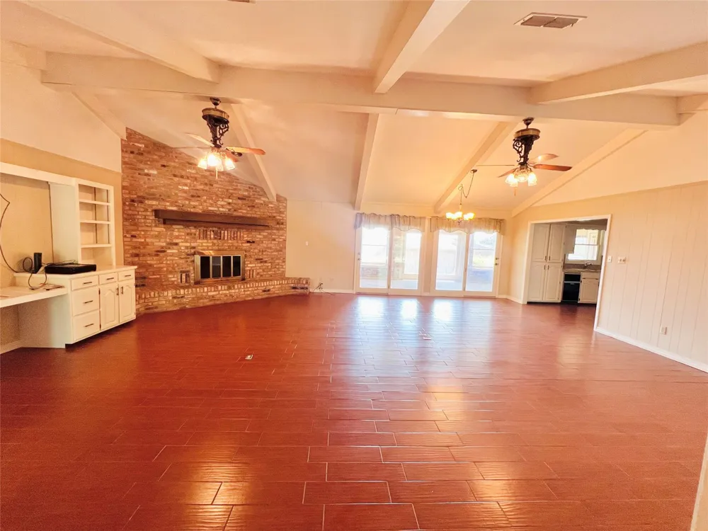 204 Primrose Lane Hemphill, TX 75948