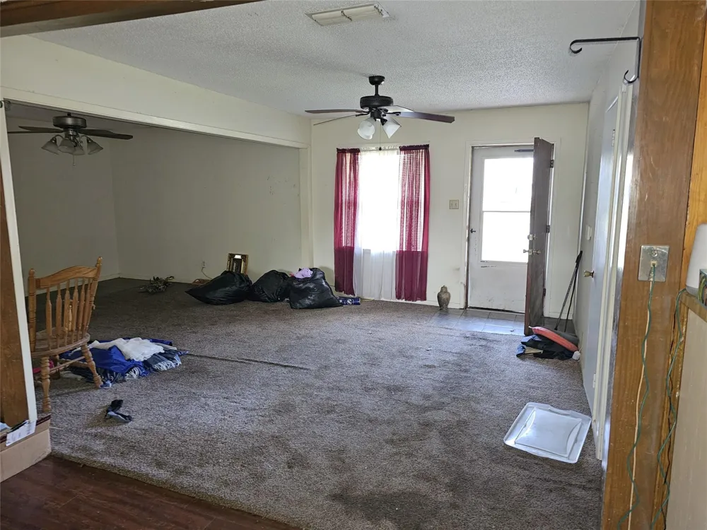 216 Westwood Road Palestine, TX 75803