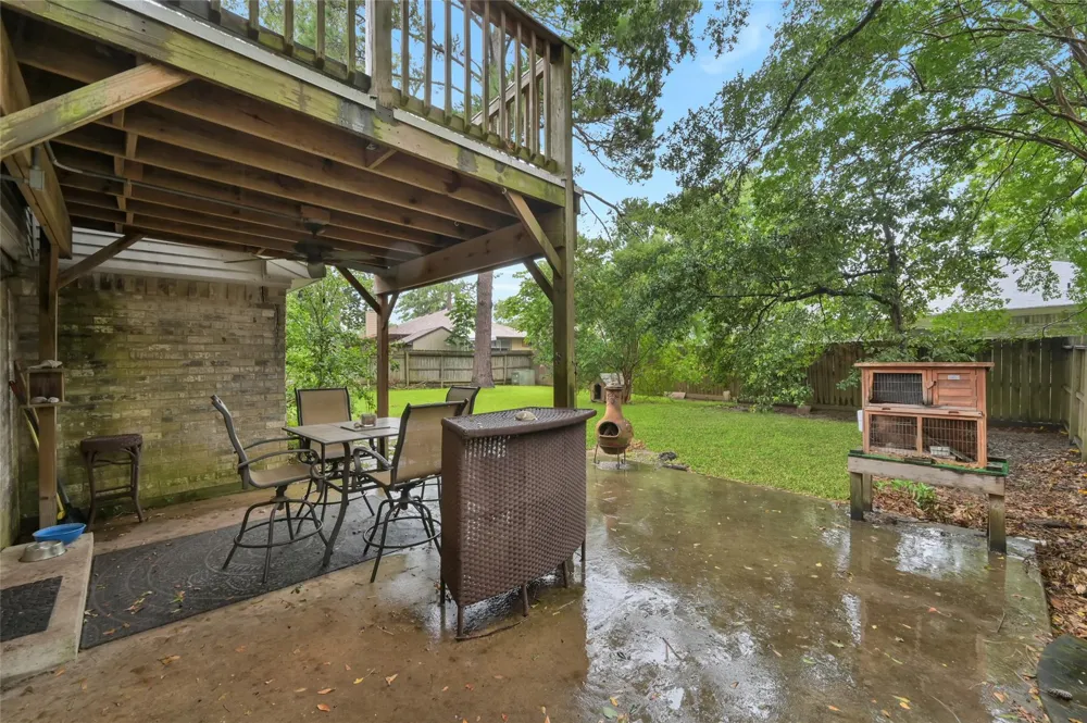 423 Paradise Lane Montgomery, TX 77356