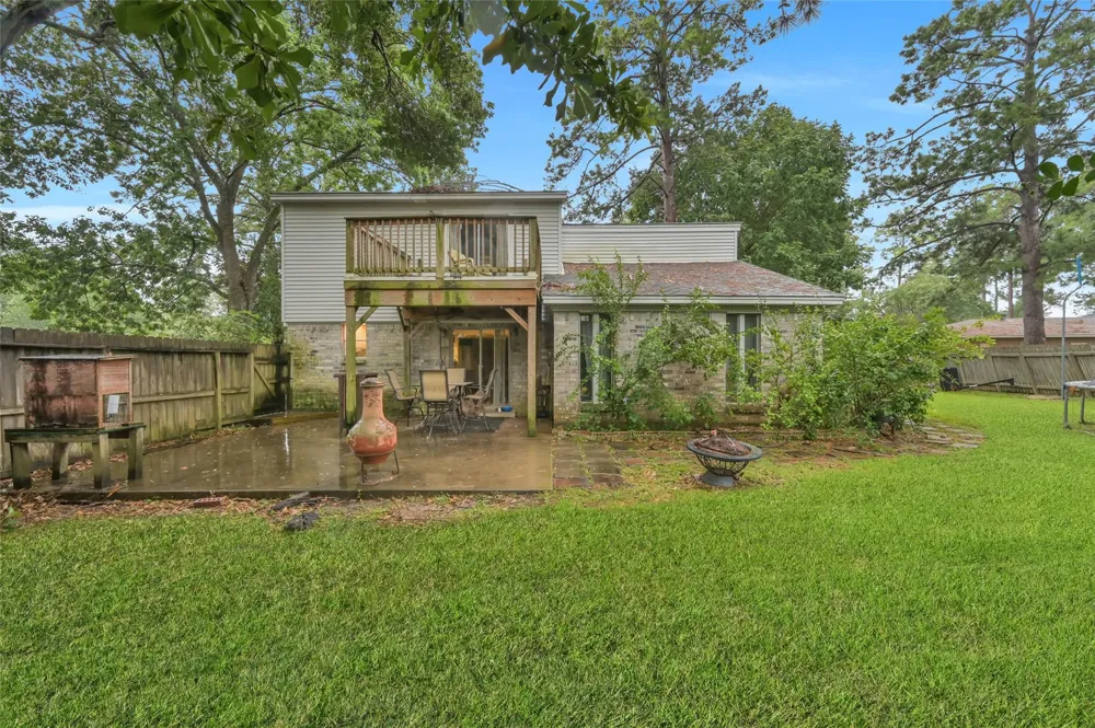 423 Paradise Lane Montgomery, TX 77356