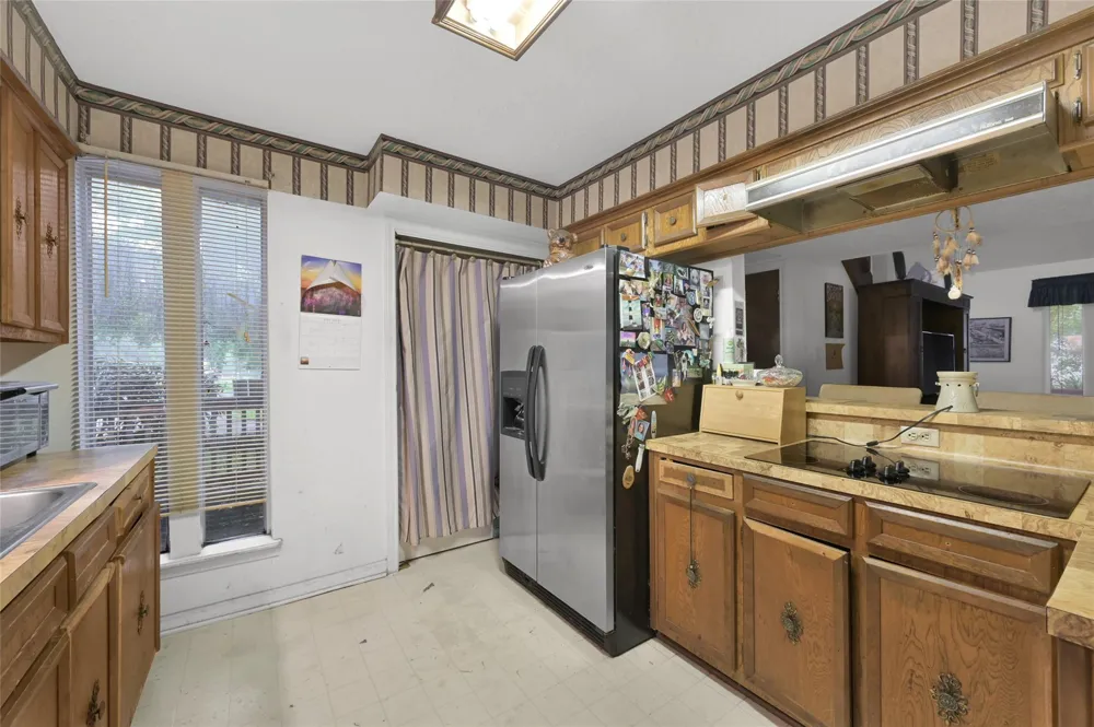 423 Paradise Lane Montgomery, TX 77356