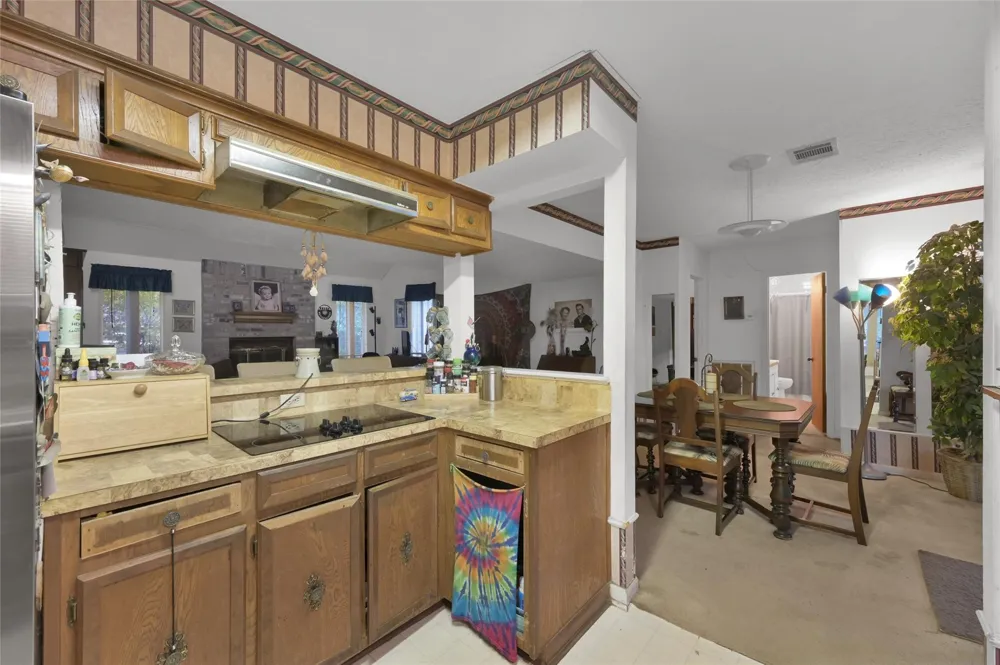 423 Paradise Lane Montgomery, TX 77356