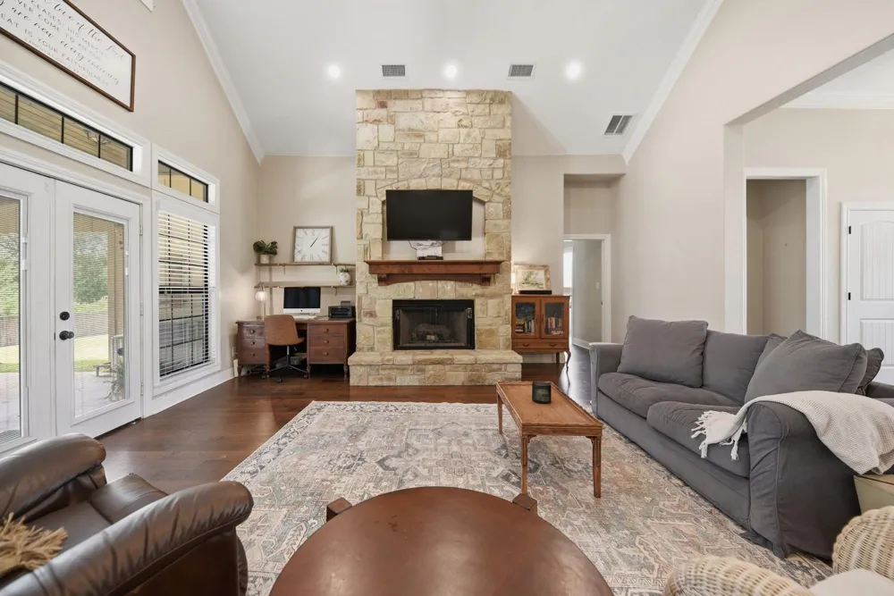 2245 Strangmeier Road Brenham, TX 77833