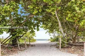 9195 Collins Ave #614 Surfside, FL 33154