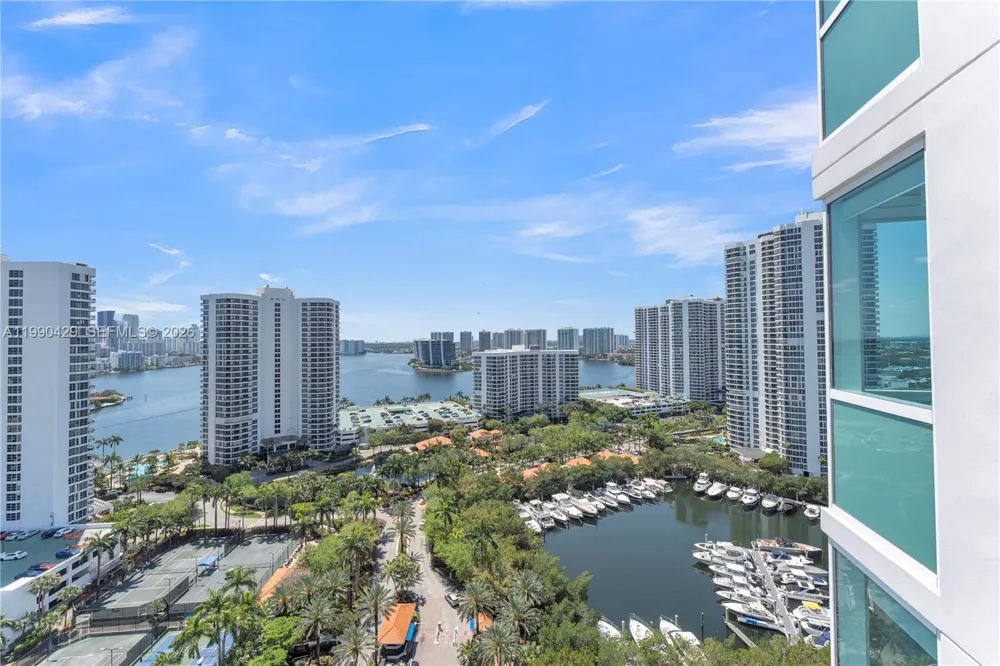 19400 Turnberry Way #2011 Aventura, FL 33180