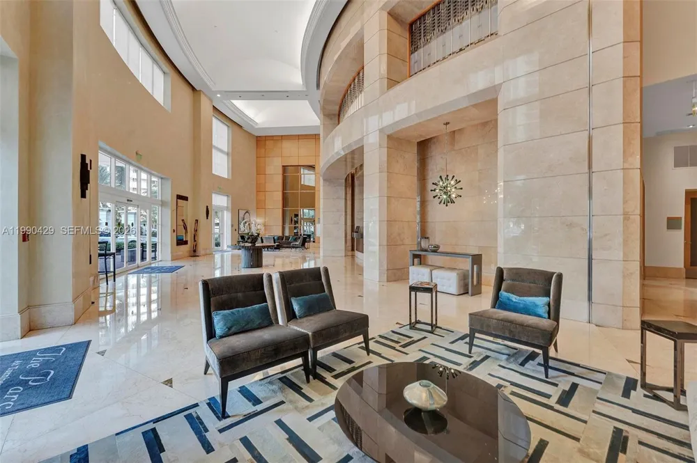 19400 Turnberry Way #2011 Aventura, FL 33180