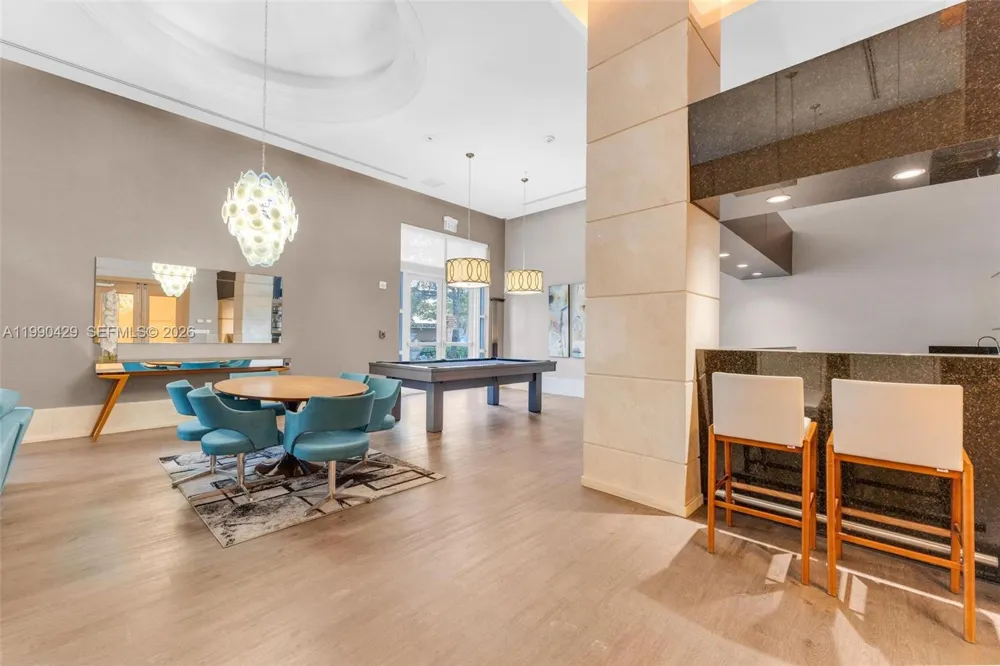19400 Turnberry Way #2011 Aventura, FL 33180
