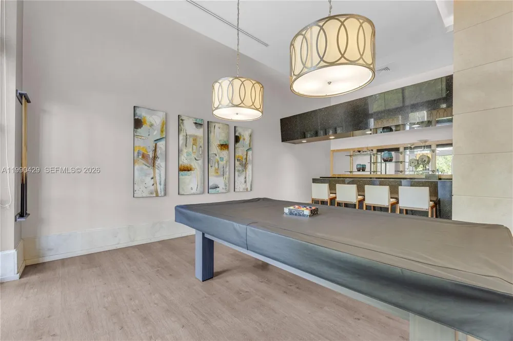 19400 Turnberry Way #2011 Aventura, FL 33180