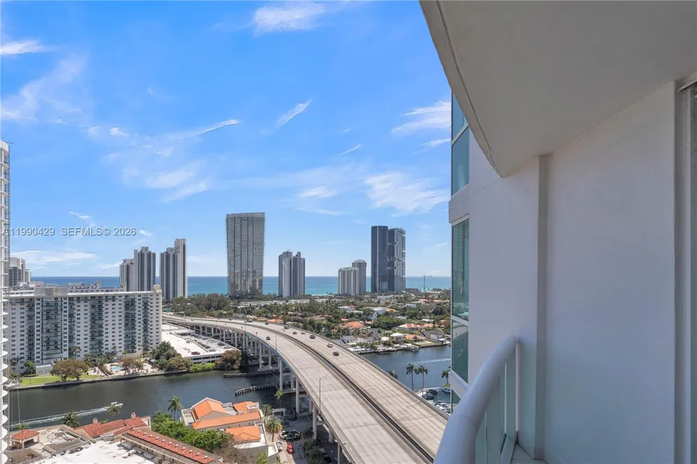 19400 Turnberry Way #2011 Aventura, FL 33180