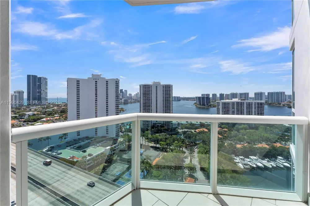 19400 Turnberry Way #2011 Aventura, FL 33180