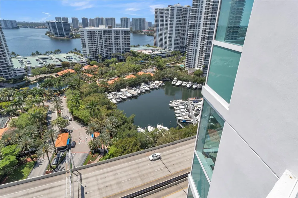 19400 Turnberry Way #2011 Aventura, FL 33180
