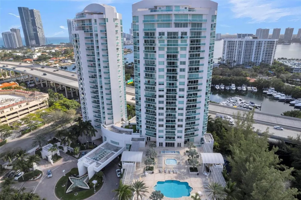 19400 Turnberry Way #2011 Aventura, FL 33180