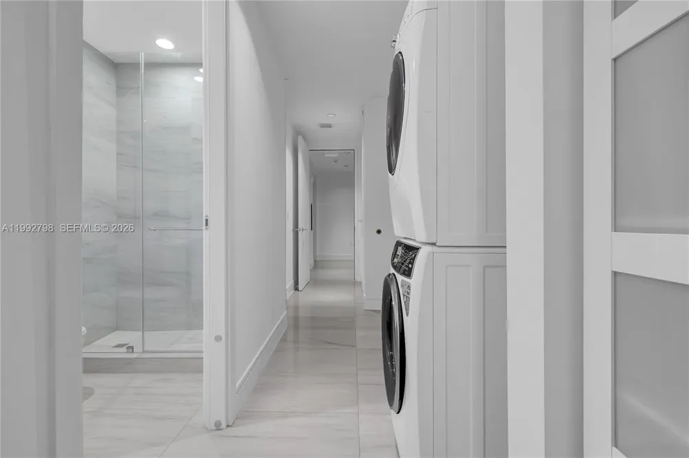 3300 NE 188th St #615 Aventura, FL 33180