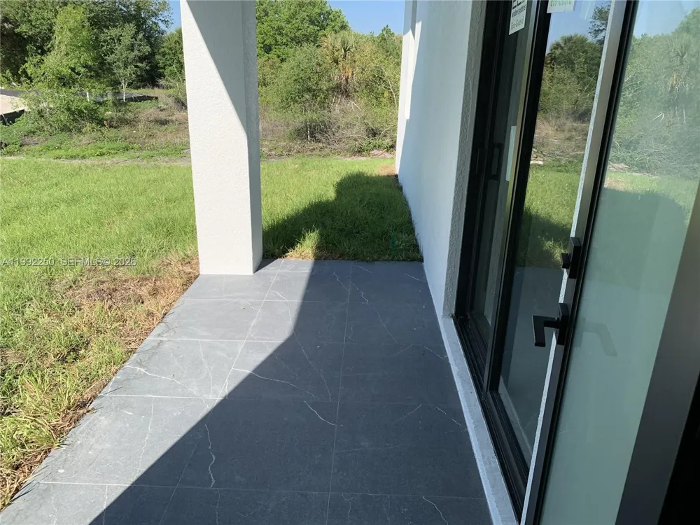 442 Redwing St Lehigh Acres, FL 33974