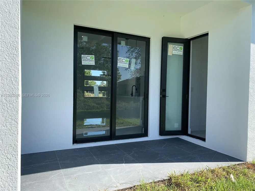 442 Redwing St Lehigh Acres, FL 33974