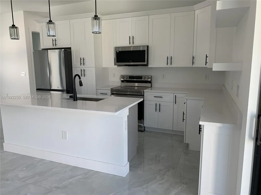 442 Redwing St Lehigh Acres, FL 33974
