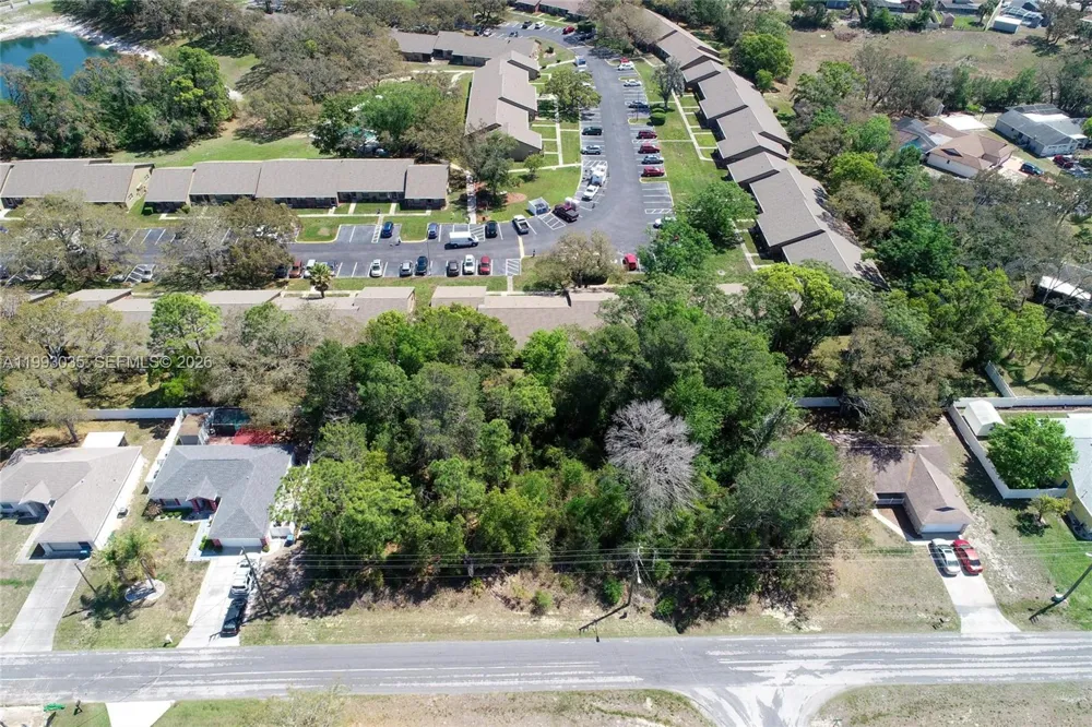 1 TOMAHAWK AVE Spring Hill, FL 34606