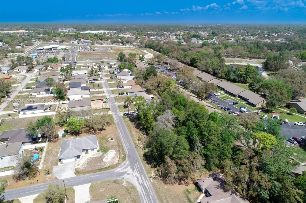 1 TOMAHAWK AVE Spring Hill, FL 34606