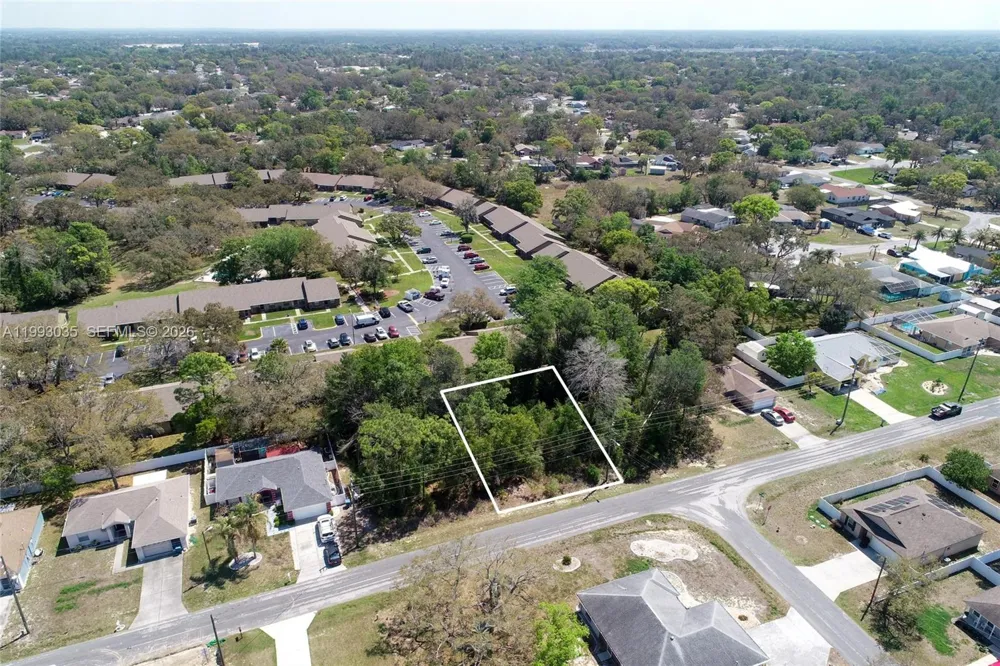 1 TOMAHAWK AVE Spring Hill, FL 34606