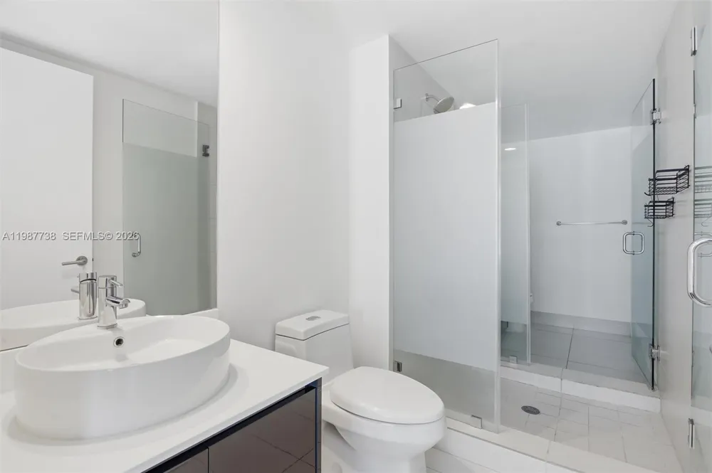 31 SE 6th St #2504 Miami, FL 33131