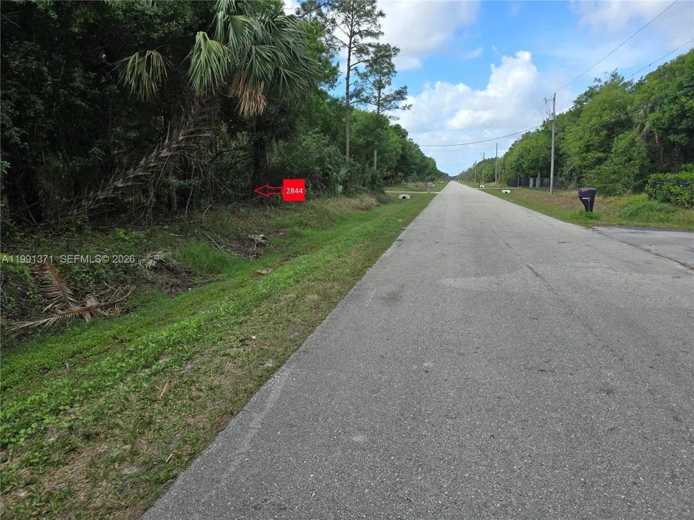 2844 70th Ave NE Naples, FL 34120