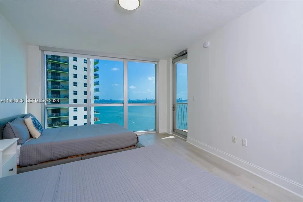 1750 Bayshore Dr #2401 Miami, FL 33132