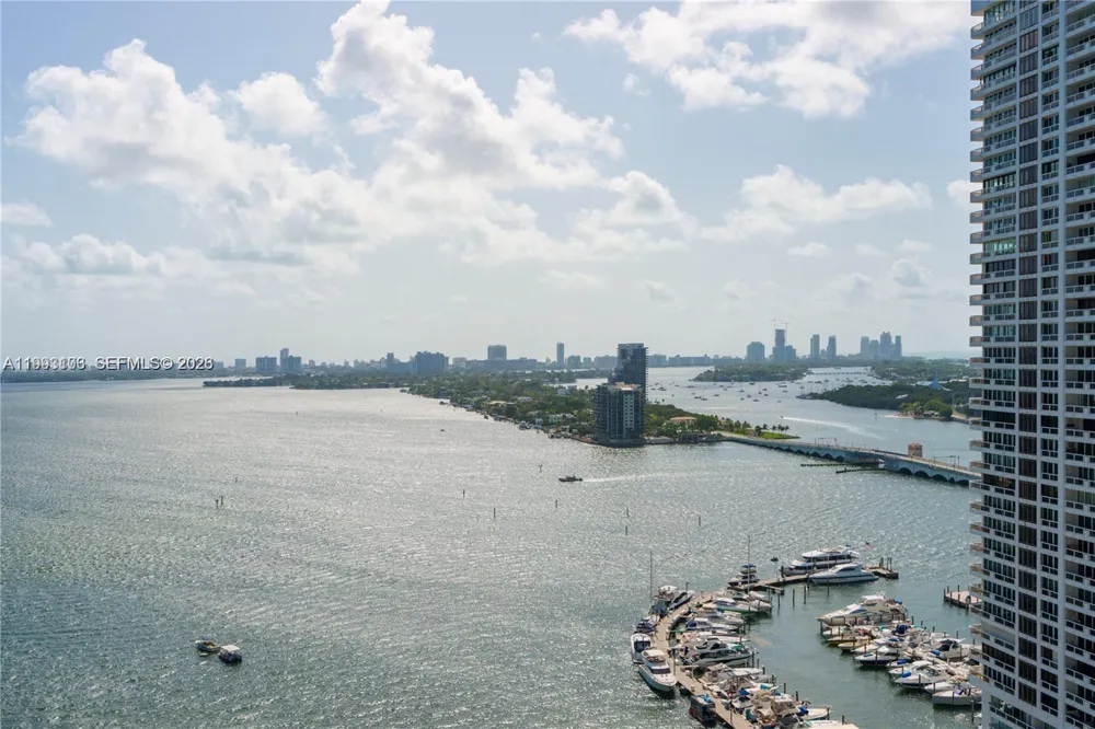 1750 Bayshore Dr #2401 Miami, FL 33132