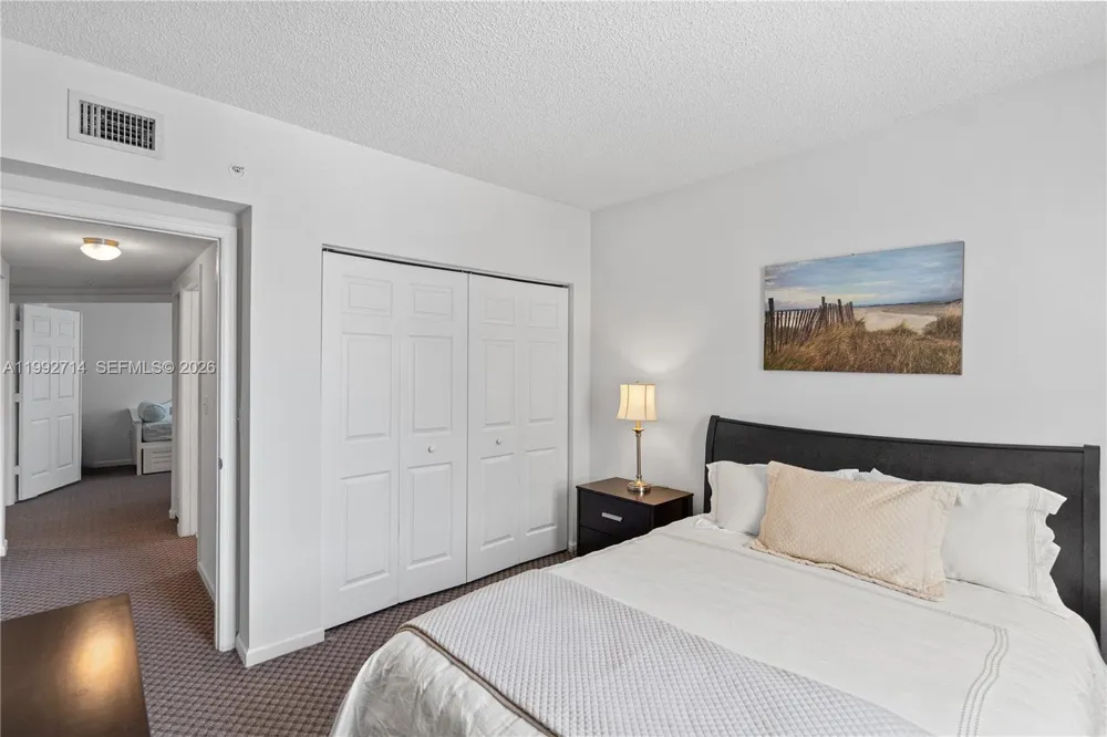 17100 Bay Rd #1301 Sunny Isles Beach, FL 33160