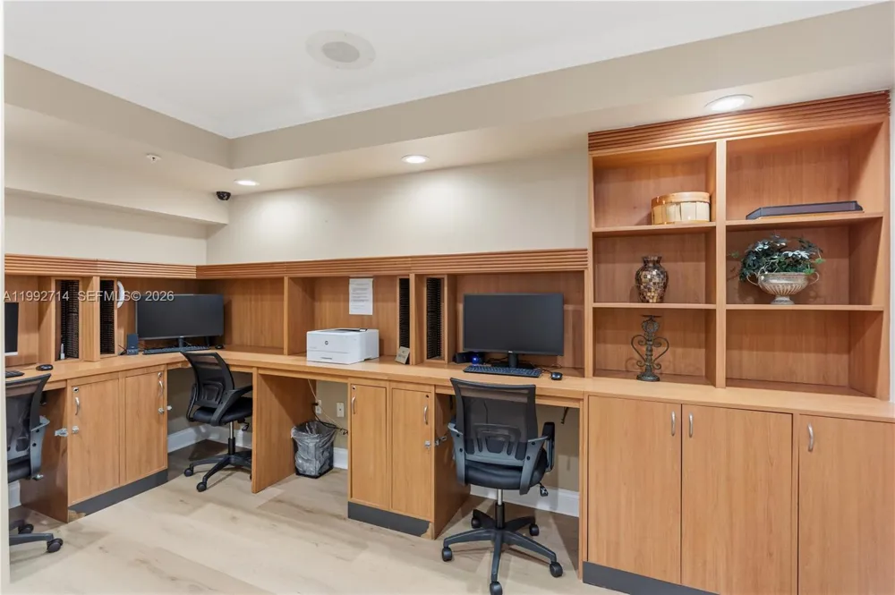 17100 Bay Rd #1301 Sunny Isles Beach, FL 33160