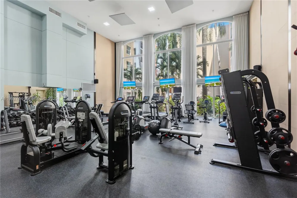 17100 Bay Rd #1301 Sunny Isles Beach, FL 33160