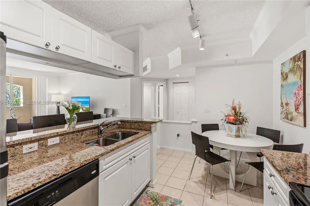17100 Bay Rd #1301 Sunny Isles Beach, FL 33160