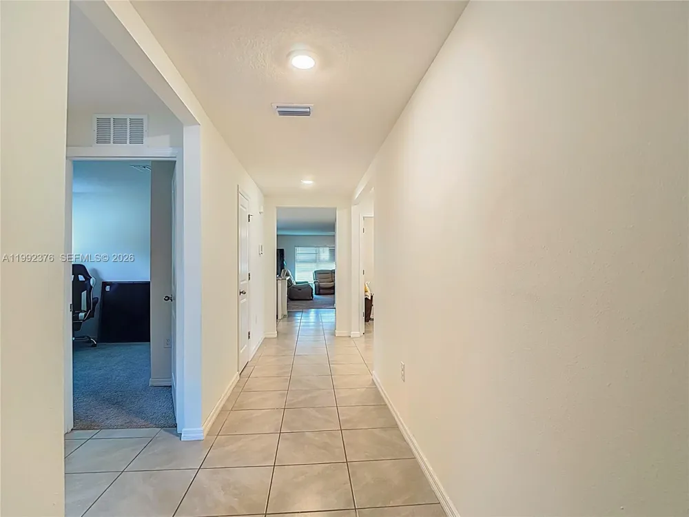 3034 Rim Dr Spring Hill, FL 34609
