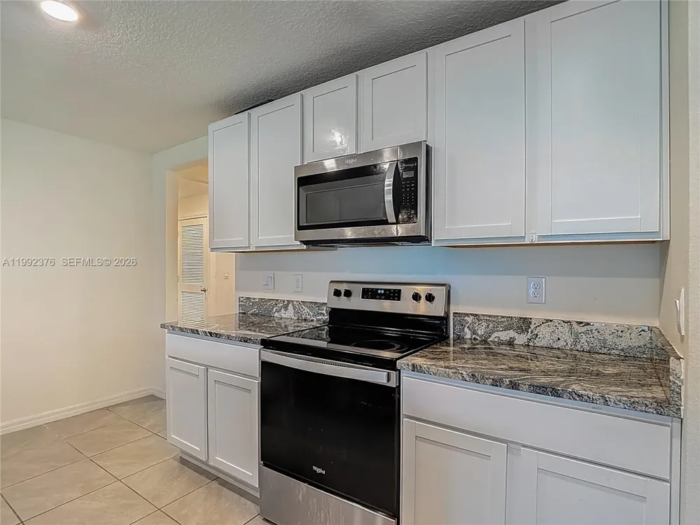 3034 Rim Dr Spring Hill, FL 34609