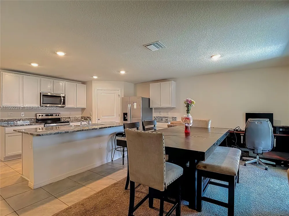 3034 Rim Dr Spring Hill, FL 34609